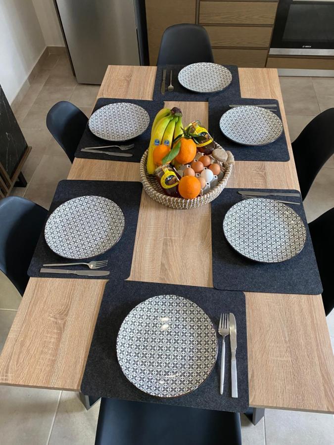 Olive Hill Apartment Karpofora Ngoại thất bức ảnh